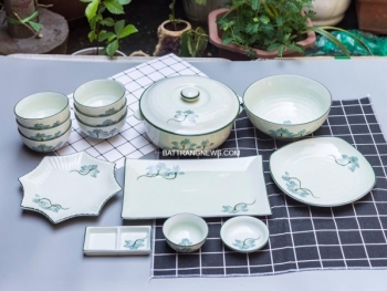 Bộ bát đĩa Bát Tràng men kem sen xanh 6 người ăn