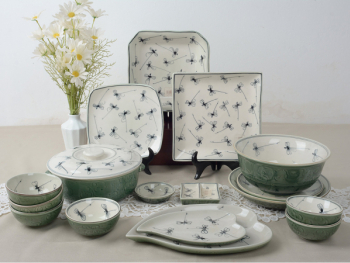 Bộ bát đĩa men xanh đồng vẽ chuồn 17 sản phẩm